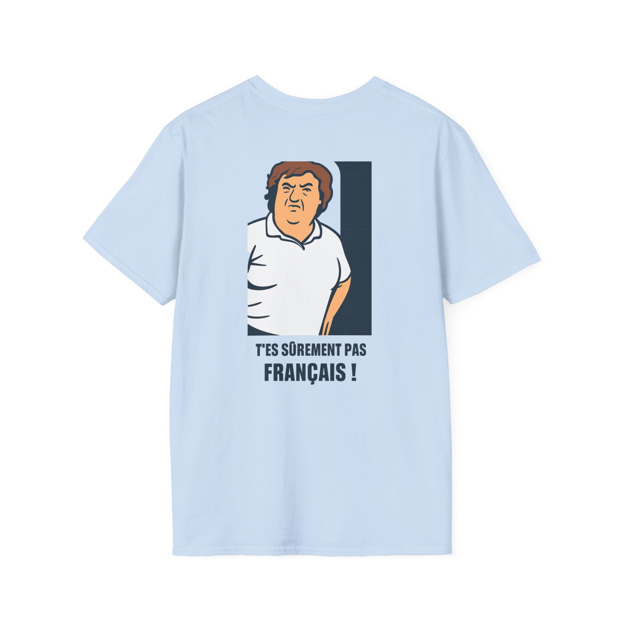 T-shirt La Famille Française bleu clair – logo coq tricolore côté cœur et dos l'illustration humoristique “T'es sûrement pas français”.