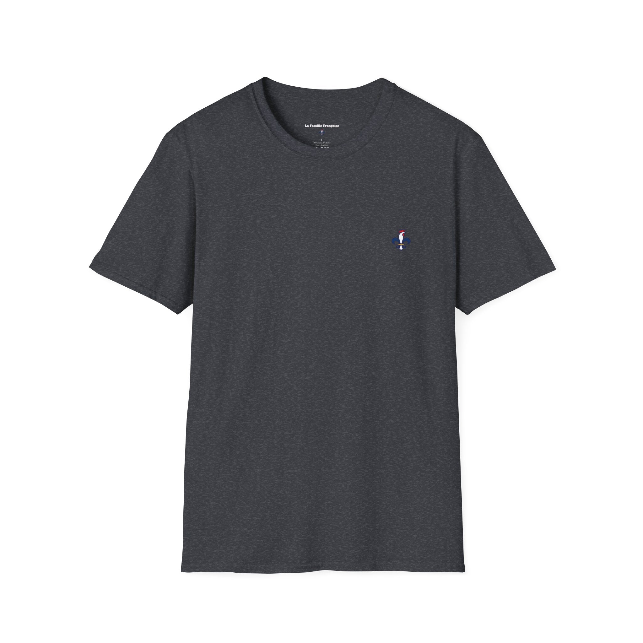 T-shirt La Famille Française gris cendré – logo coq tricolore côté cœur et dos “Bleu Blanc Rouge” avec bouteille de vin rouge à la place du mot "rouge". 