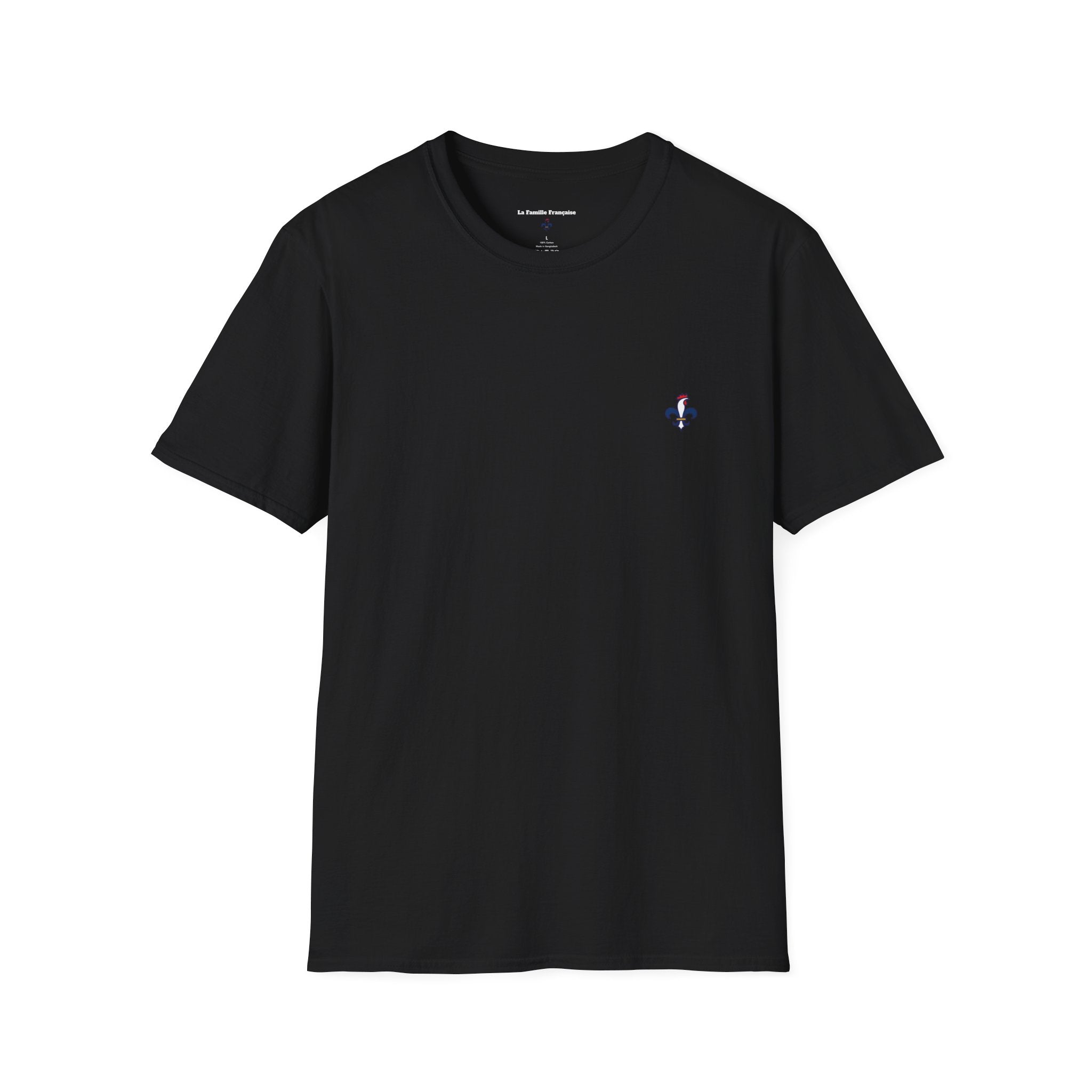T-shirt La Famille Française noir – logo coq tricolore côté cœur et dos inscription humoristique “J'la mets à gauche sauf quand on parle politique”. 