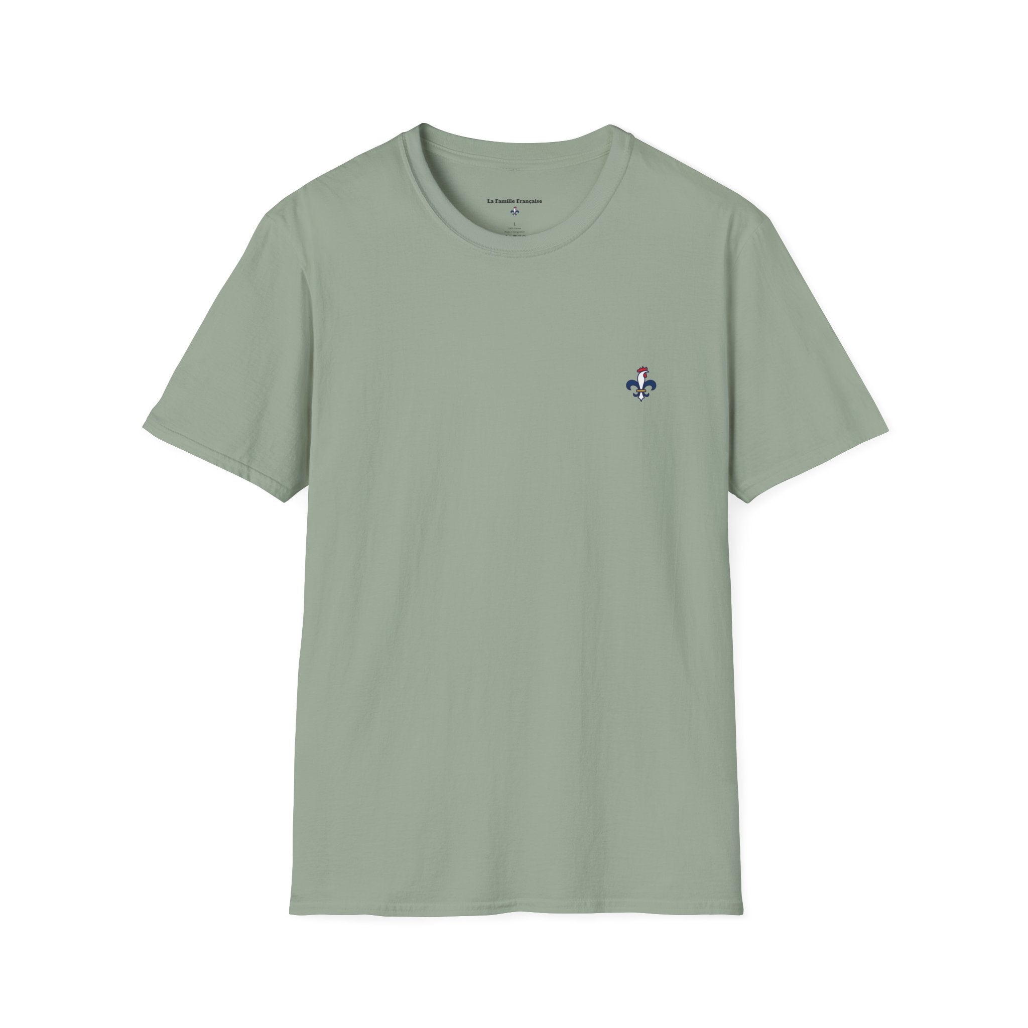 T-shirt La Famille Française vert kaki – logo coq tricolore côté cœur et dos inscription humoristique “La CAF : Caisse d'Alimentaiton des Feinéants”.